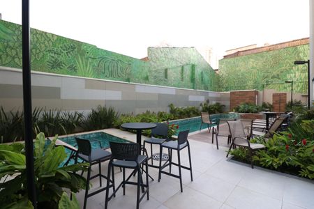 Apartamento à venda com 28m², 1 quarto e sem vagaÁrea comum - Piscina