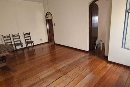 Casa à venda com 3 quartos, 228m² em Vila Romana, São Paulo