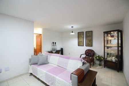 Sala de casa à venda com 3 quartos, 96m² em Curicica, Rio de Janeiro