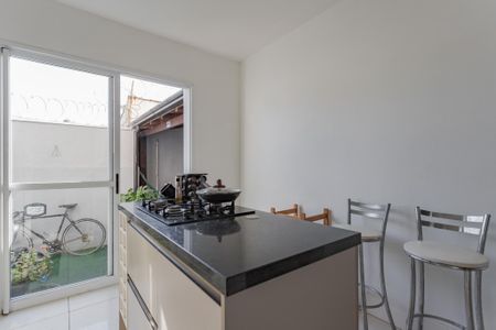 Apartamento à venda com 80m², 2 quartos e sem vaga Apartamento à venda com 80m², 2 quartos e sem vagaCozinha