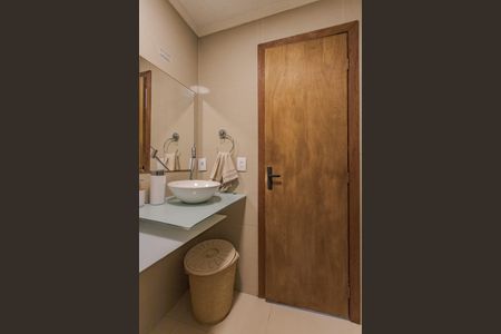 Apartamento à venda com 80m², 2 quartos e sem vaga Apartamento à venda com 80m², 2 quartos e sem vagaBanheiro