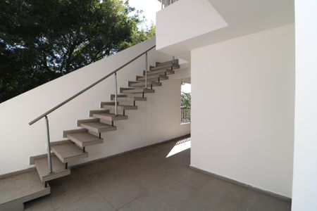 Apartamento para alugar com 82m², 2 quartos e sem vagaÁrea comum