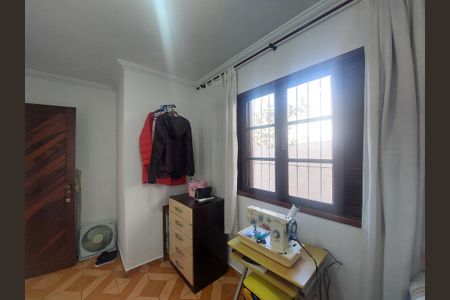 Casa à venda com 167m², 3 quartos e 2 vagasQuarto 2