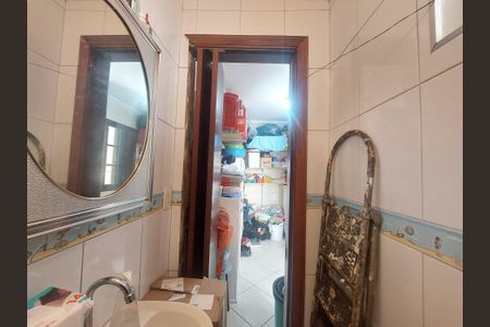 Casa à venda com 167m², 3 quartos e 2 vagasBanheiro de Serviço