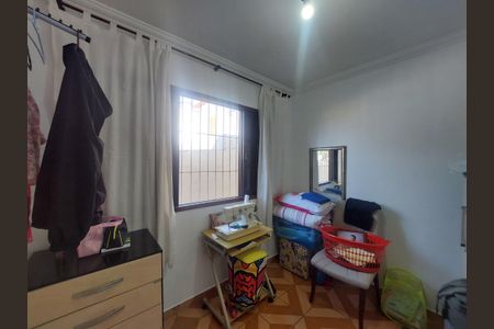 Casa à venda com 167m², 3 quartos e 2 vagasQuarto 2