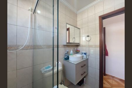 Casa à venda com 167m², 3 quartos e 2 vagasBanheiro 1