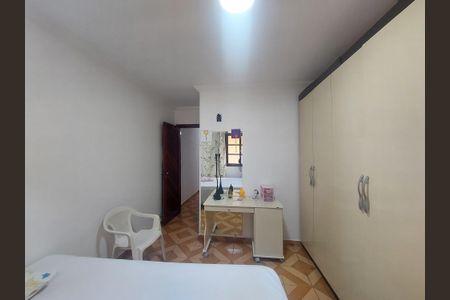 Casa à venda com 167m², 3 quartos e 2 vagasQuarto 1