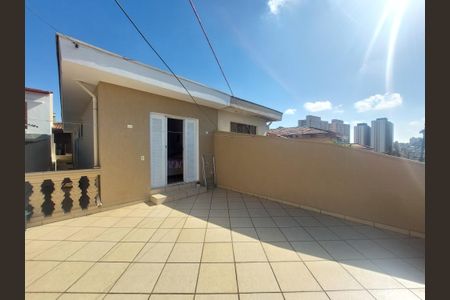 Casa à venda com 167m², 3 quartos e 2 vagasVaranda
