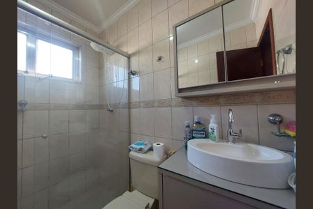 Casa à venda com 167m², 3 quartos e 2 vagasBanheiro 1