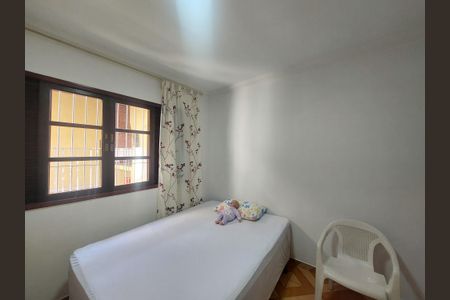 Casa à venda com 167m², 3 quartos e 2 vagasQuarto 1