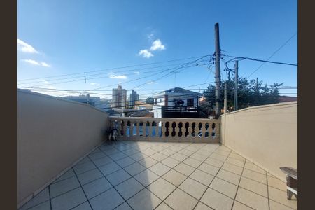 Casa à venda com 167m², 3 quartos e 2 vagasVaranda