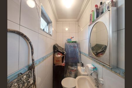 Casa à venda com 167m², 3 quartos e 2 vagasBanheiro de Serviço