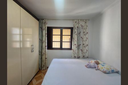 Casa à venda com 167m², 3 quartos e 2 vagasQuarto 1