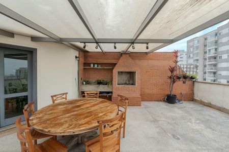 Apartamento à venda com 217m², 3 quartos e 2 vagasChurrasqueira