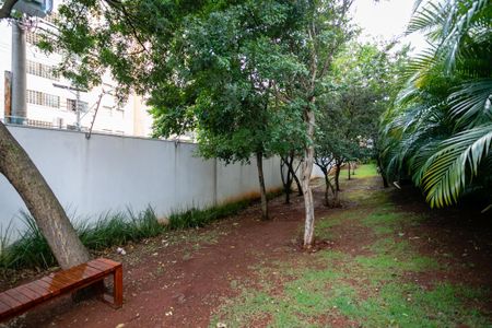 Apartamento à venda com 220m², 3 quartos e 4 vagas Apartamento à venda com 220m², 3 quartos e 4 vagasÁrea comum - Pista de caminhada