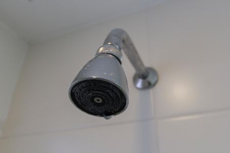 Apartamento à venda com 220m², 3 quartos e 4 vagas Apartamento à venda com 220m², 3 quartos e 4 vagasBanheiro da suíte 2