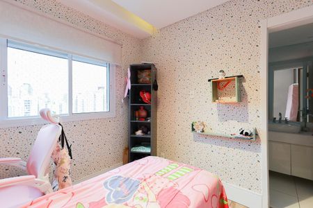 Apartamento à venda com 220m², 3 quartos e 4 vagas Apartamento à venda com 220m², 3 quartos e 4 vagasSuíte 2