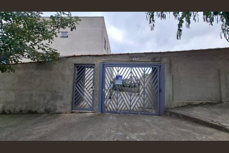 Apartamento para alugar com 64m², 2 quartos e 1 vagaFachada