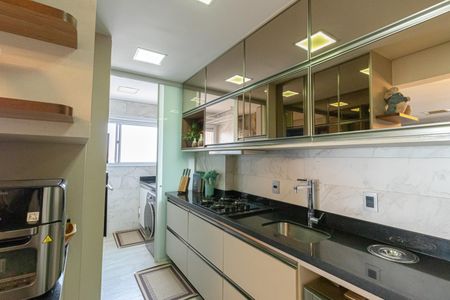 Apartamento à venda com 94m², 2 quartos e 2 vagas Apartamento à venda com 94m², 2 quartos e 2 vagasCozinha