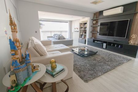 Apartamento à venda com 94m², 2 quartos e 2 vagas Apartamento à venda com 94m², 2 quartos e 2 vagasSala