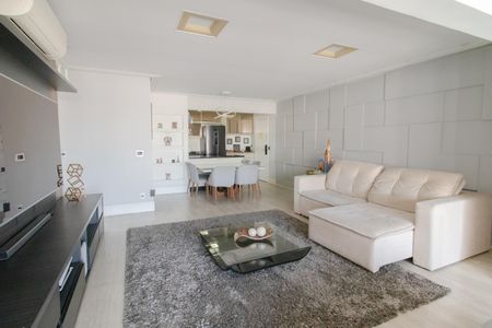 Apartamento à venda com 94m², 2 quartos e 2 vagas Apartamento à venda com 94m², 2 quartos e 2 vagasSala