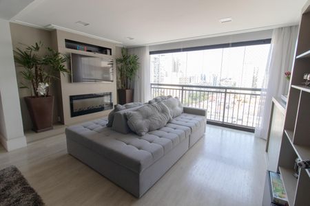 Apartamento à venda com 94m², 2 quartos e 2 vagas Apartamento à venda com 94m², 2 quartos e 2 vagasVaranda