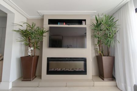 Apartamento à venda com 94m², 2 quartos e 2 vagas Apartamento à venda com 94m², 2 quartos e 2 vagasVaranda