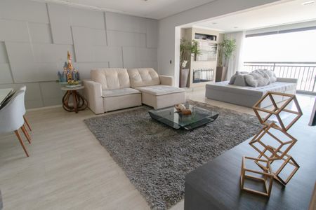 Apartamento à venda com 94m², 2 quartos e 2 vagas Apartamento à venda com 94m², 2 quartos e 2 vagasSala