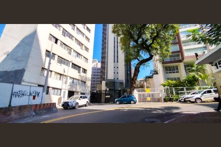 Apartamento à venda com 35m², 1 quarto e 1 vaga Apartamento à venda com 35m², 1 quarto e 1 vagaFachada