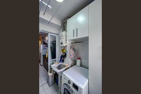 Apartamento à venda com 72m², 2 quartos e 1 vagaÁrea de Serviço