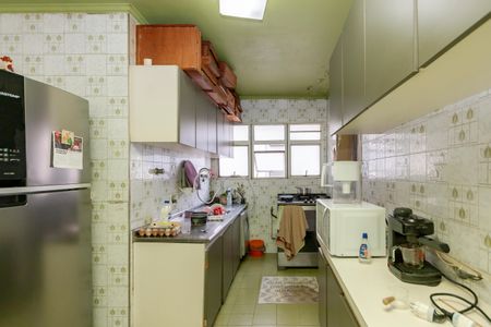 Apartamento à venda com 74m², 2 quartos e 1 vaga Apartamento à venda com 74m², 2 quartos e 1 vagaCozinha