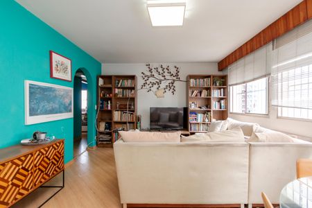 Apartamento à venda com 74m², 2 quartos e 1 vaga Apartamento à venda com 74m², 2 quartos e 1 vagaSala