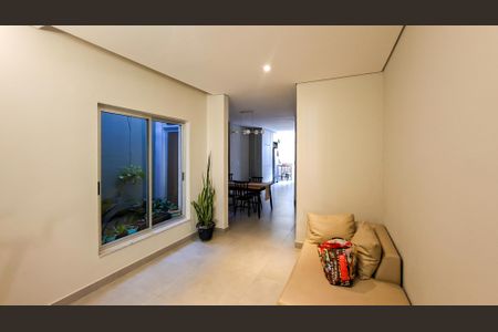 Sala de casa à venda com 4 quartos, 180m² em Ipiranga, Belo Horizonte