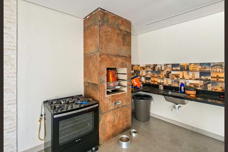 Casa à venda com 180m², 4 quartos e 1 vagaÁrea Externa