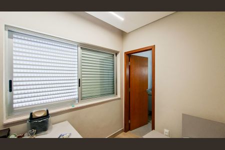 Casa à venda com 180m², 4 quartos e 1 vagaSuíte 2