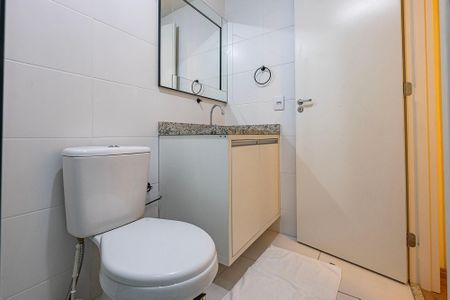 Suíte - Banheiro de apartamento para alugar com 1 quarto, 24m² em Pinheiros, São Paulo