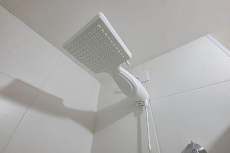 Suíte - Banheiro de apartamento para alugar com 1 quarto, 24m² em Pinheiros, São Paulo