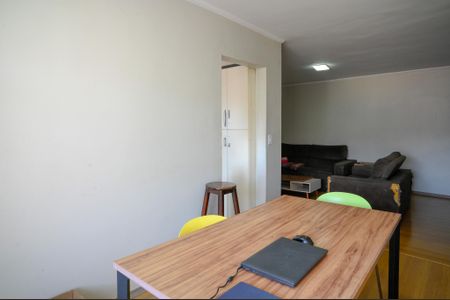 Apartamento à venda com 80m², 3 quartos e 1 vaga Apartamento à venda com 80m², 3 quartos e 1 vagaSala de Jantar