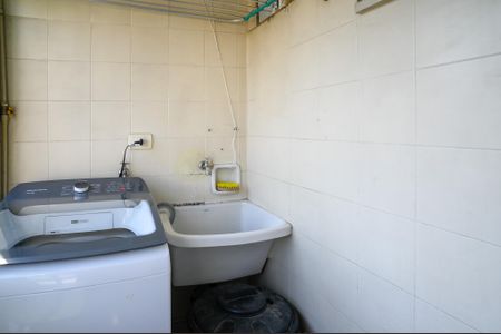 Apartamento à venda com 80m², 3 quartos e 1 vaga Apartamento à venda com 80m², 3 quartos e 1 vagaÁrea de Serviço