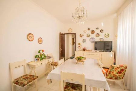 Casa à venda com 5 quartos, 290m² em Campo Belo, São Paulo