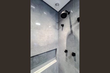 Apartamento à venda com 164m², 3 quartos e 2 vagasBanheiro da Suíte 3