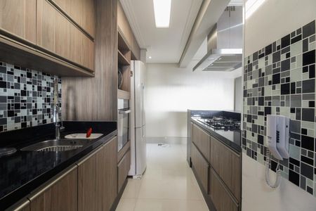 Apartamento à venda com 112m², 2 quartos e 2 vagasCozinha 