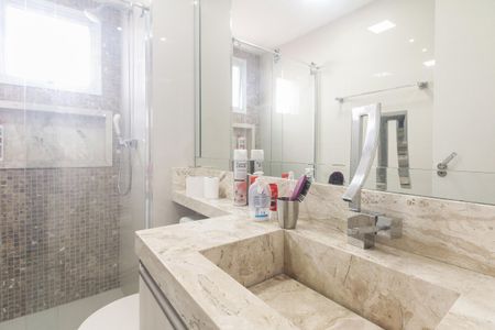 Apartamento à venda com 112m², 2 quartos e 2 vagasBanheiro Social 