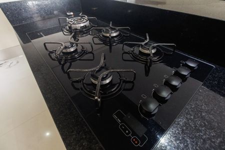 Apartamento à venda com 112m², 2 quartos e 2 vagasCozinha 