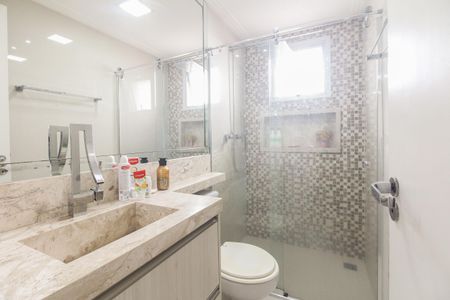 Apartamento à venda com 112m², 2 quartos e 2 vagasBanheiro Suíte 