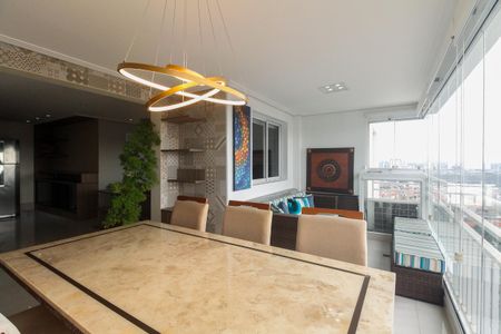 Apartamento à venda com 112m², 2 quartos e 2 vagasVaranda Gourmet 