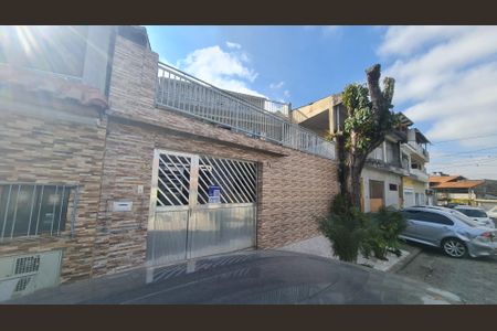 Casa à venda com 220m², 3 quartos e 3 vagasFachada - Placa