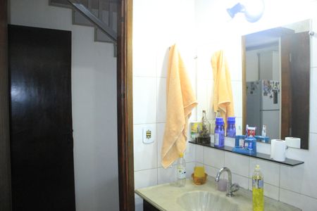 Casa à venda com 220m², 3 quartos e 3 vagasBanheiro 1