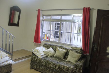 Sala de casa à venda com 3 quartos, 220m² em Vila Rio de Janeiro, Guarulhos