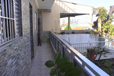 Casa à venda com 220m², 3 quartos e 3 vagasVaranda do Quarto 2